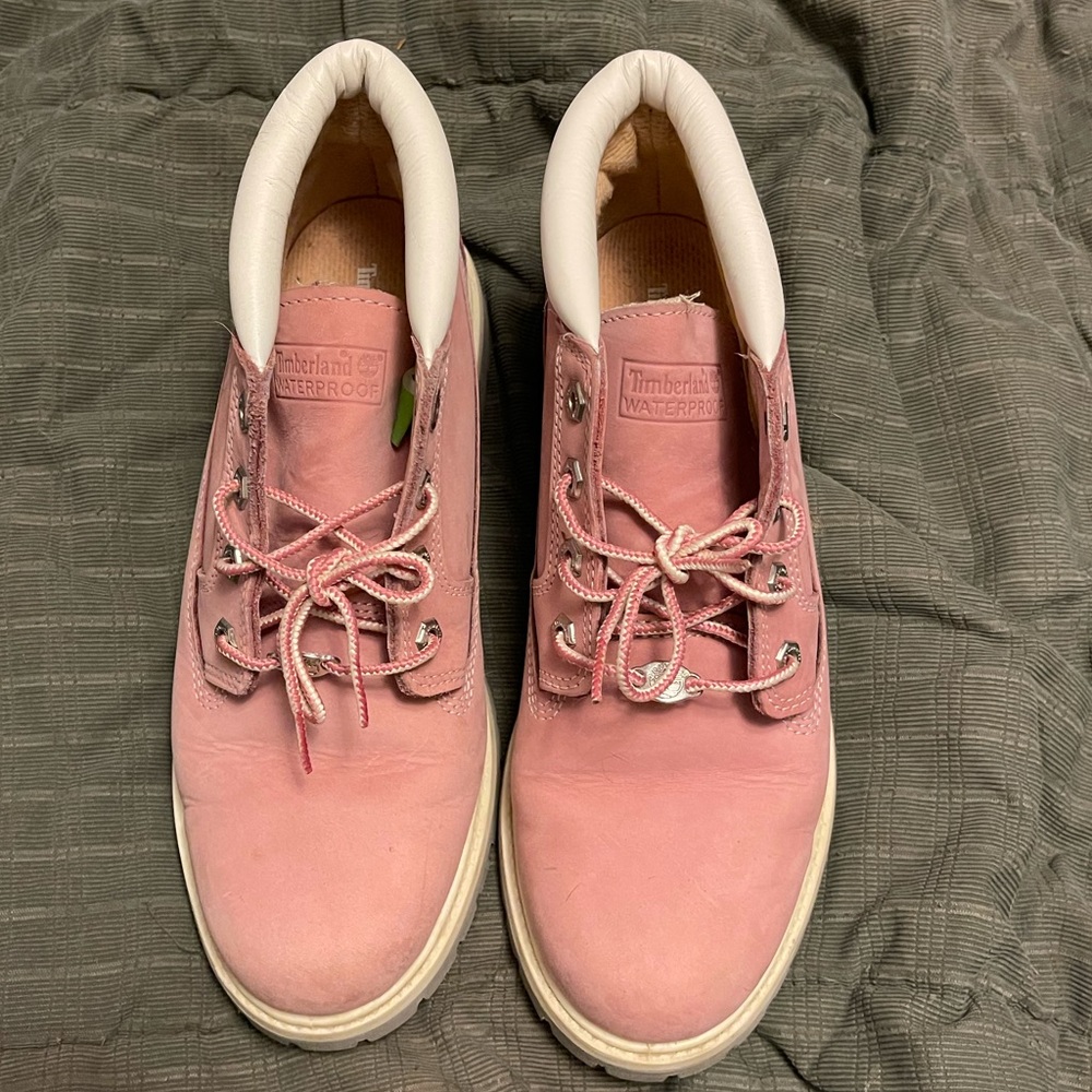 Fabulous Women’s Pink Timberland Boots-Size 10